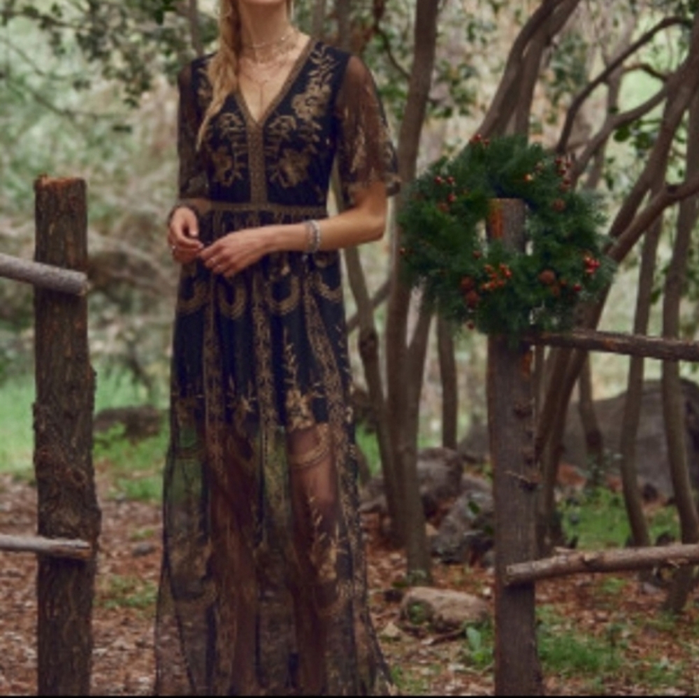 Altard state dress